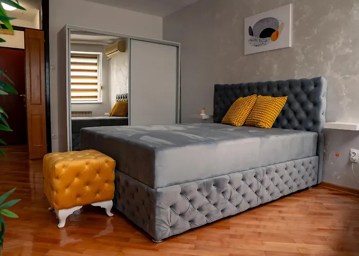 Valia Apartments